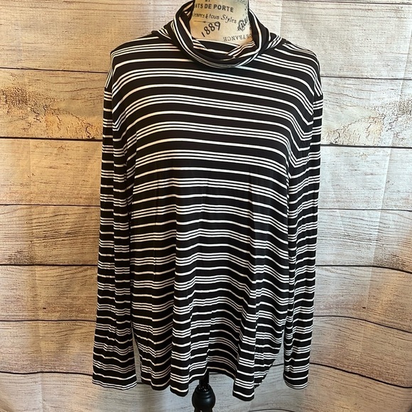 Talbots Thermawarmth Turtleneck Top Lightweight Black & White Stripes Size 2X - Picture 1 of 7